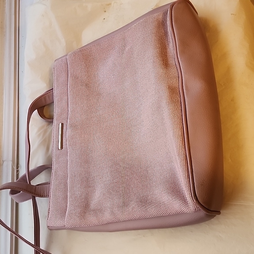 NINE WEST CROSSBODY HANDBAG